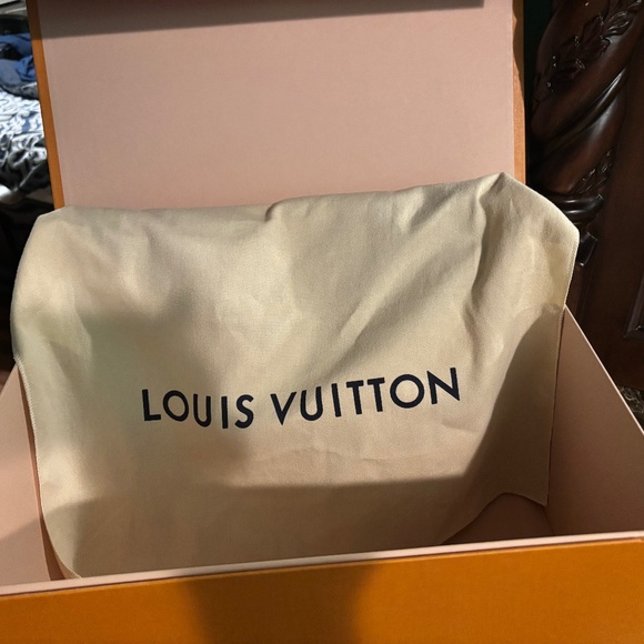 Black LV CarryAll PM - Picture 1 of 8
